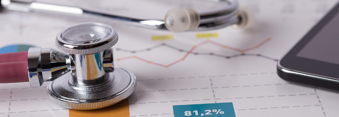 PKV Beitragserhöhung unwirksam Typische Arzt-Utensilien und Statistiken