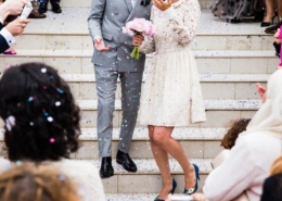 Ehepaar bei der Hochzeitsfeier