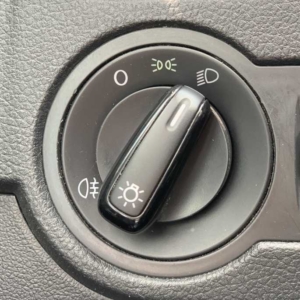 Bild von Lichtschalter im Auto